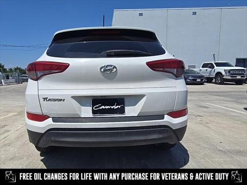 2017 Hyundai TUCSON SE