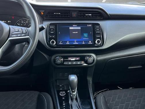 Electric Blue Metallic 2021 Nissan Kicks SV