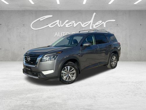 2025 Nissan Pathfinder SL FWD
