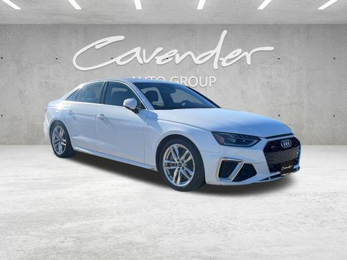 2023 Audi A4 45 S line Premium Plus