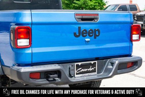 2022 Jeep Gladiator Sport