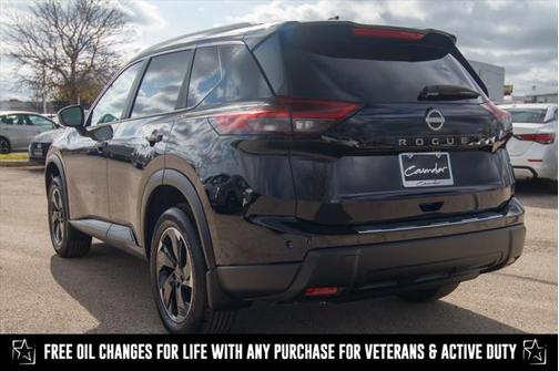 2025 Nissan Rogue SV