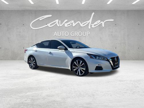 2020 Nissan Altima Platinum FWD