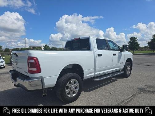 2024 RAM 2500 Big Horn Crew Cab 4x4 6'4' Box
