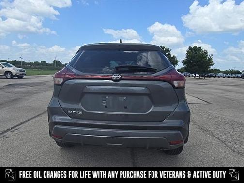 2024 Nissan Kicks S