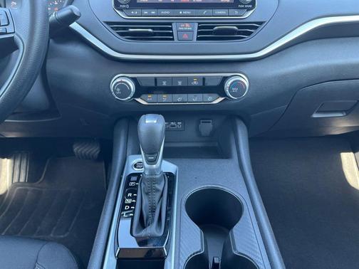 2025 Nissan Altima S FWD