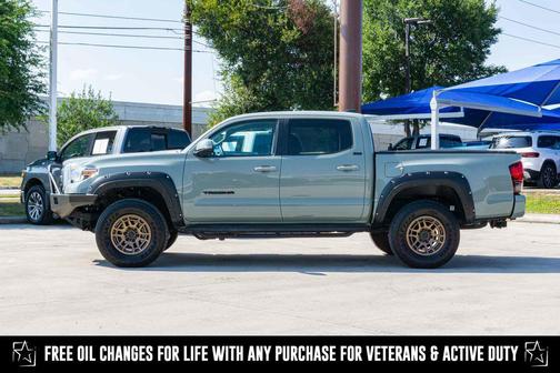 2022 Toyota Tacoma SR5