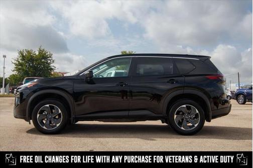 2025 Nissan Rogue SV