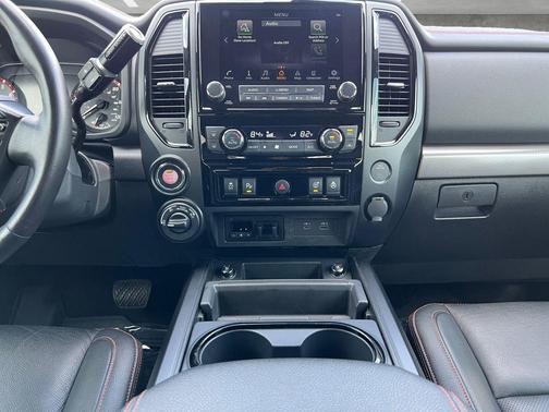 2024 Nissan Titan PRO-4X