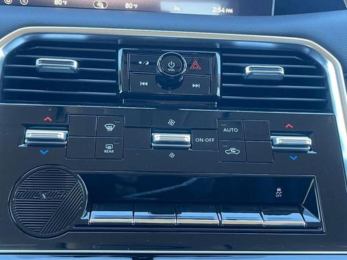 2026 Nissan Armada SV