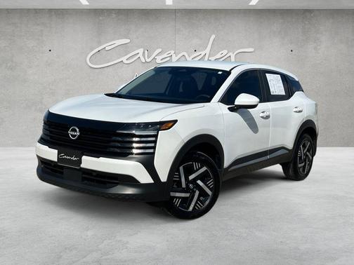 Aspen White Tricoat 2025 Nissan Kicks SV