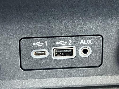 Gun Metallic 2025 Nissan Sentra SV