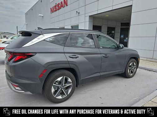 2025 Hyundai TUCSON SEL
