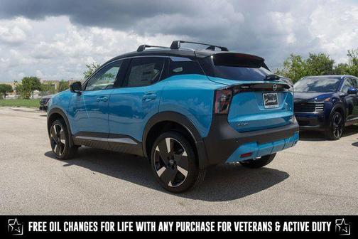 2025 Nissan Kicks SR
