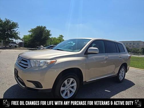 2013 Toyota Highlander SE