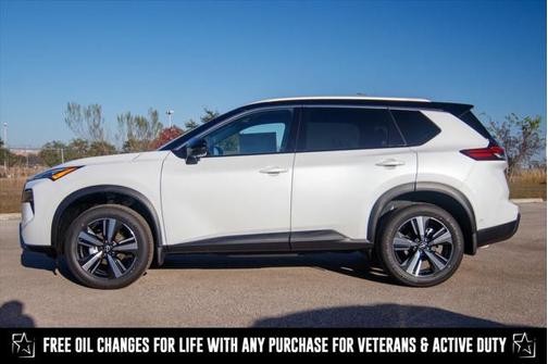 2025 Nissan Rogue SL