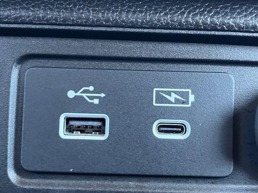 2024 Honda Pilot Touring 8-Passenger