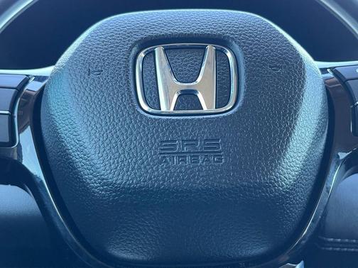 2024 Honda Pilot Touring 8-Passenger
