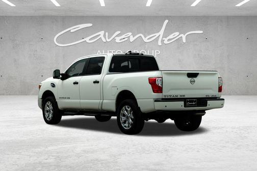 2024 Nissan Titan XD SV