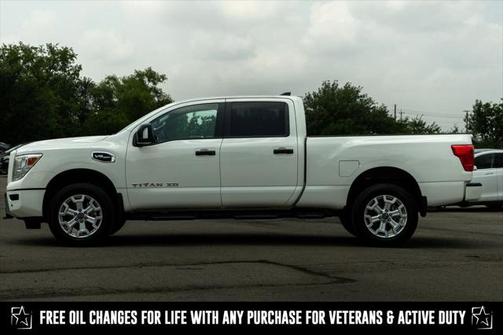 2024 Nissan Titan XD SV