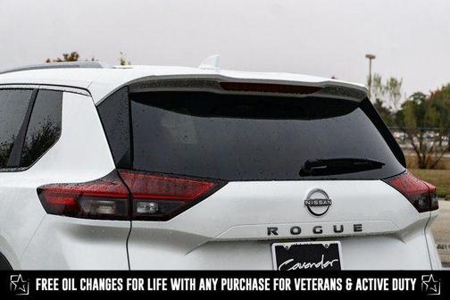 2025 Nissan Rogue SV