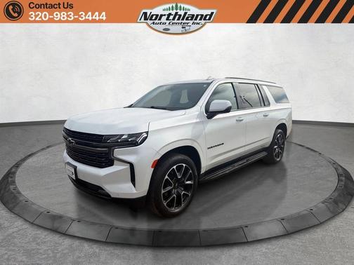 Iridescent Pearl Tricoat 2022 Chevrolet Suburban RST