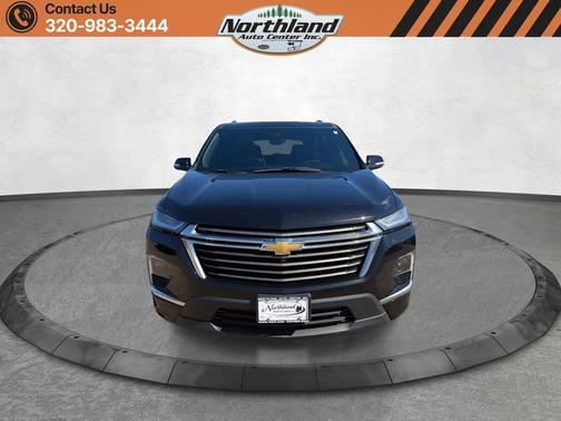 Mosaic Black Metallic 2022 Chevrolet Traverse High Country
