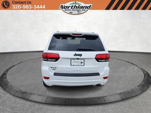 2018 Jeep Grand Cherokee Laredo E