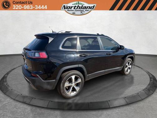 Diamond Black Crystal Pearlcoat 2021 Jeep Cherokee Limited