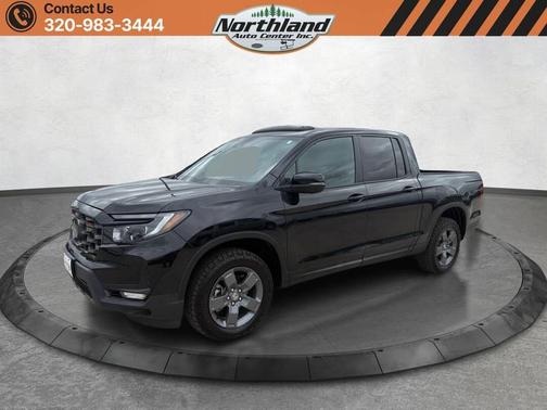 Crystal Black Pearl 2025 Honda Ridgeline TrailSport