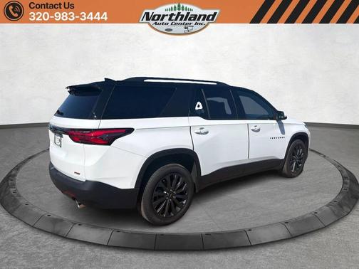 Summit White 2023 Chevrolet Traverse RS
