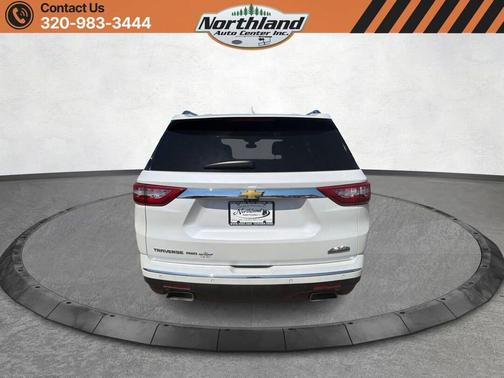 Iridescent Pearl Tricoat 2021 Chevrolet Traverse High Country