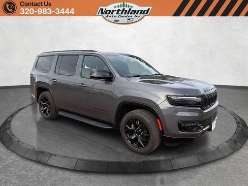 Baltic Gray Metallic Clearcoat 2024 Jeep Wagoneer Series II Carbide 4x4
