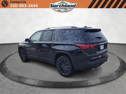 Mosaic Black Metallic 2023 Chevrolet Traverse RS