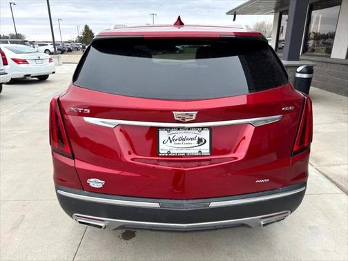 2023 Cadillac XT5 Premium Luxury
