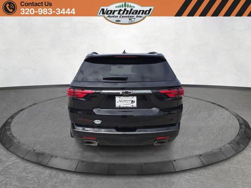 Mosaic Black Metallic 2023 Chevrolet Traverse Premier