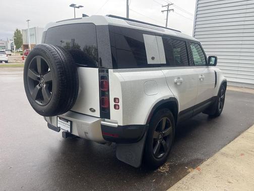2021 Land Rover Defender 110 S