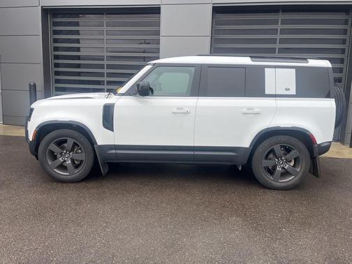 2021 Land Rover Defender 110 S