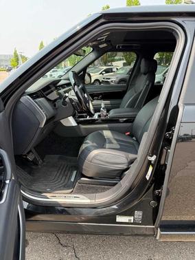 2024 Land Rover Range Rover P530 SE
