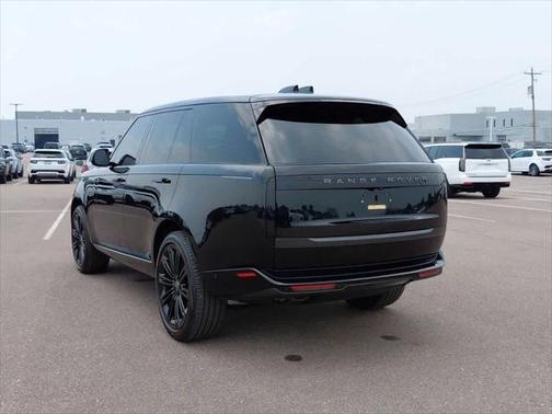 2024 Land Rover Range Rover P530 SE
