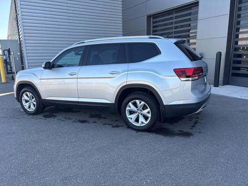 2018 Volkswagen Atlas 3.6L SE w/Technology
