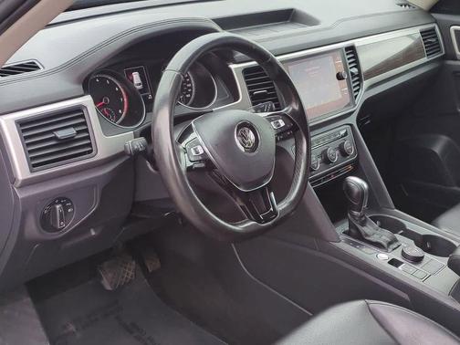 2018 Volkswagen Atlas 3.6L SE w/Technology
