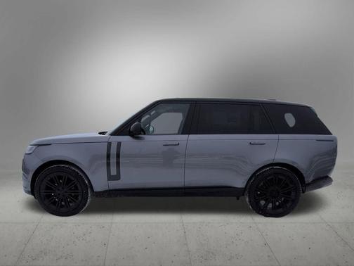 2026 Land Rover Range Rover SE