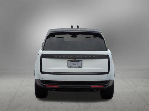 2025 Land Rover Range Rover P400 SE