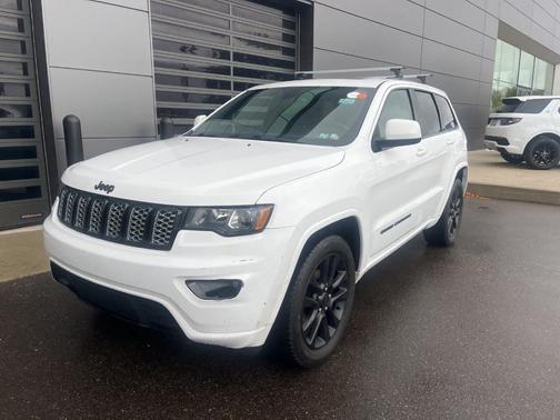 2017 Jeep Grand Cherokee Altitude