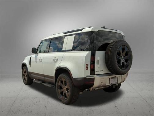 2025 Land Rover Defender P400 S