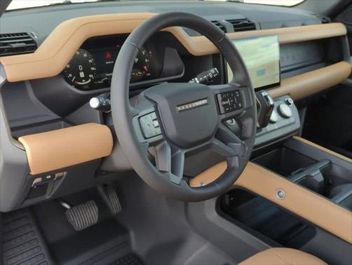 2025 Land Rover Defender P400 S