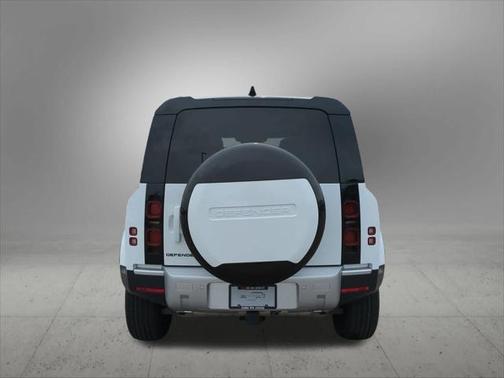 2025 Land Rover Defender P300