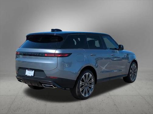 2025 Land Rover Range Rover Sport P360 SE