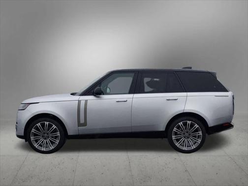 2025 Land Rover Range Rover P530 SE